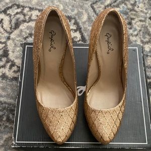 Brand new height heels never worn excellent shape